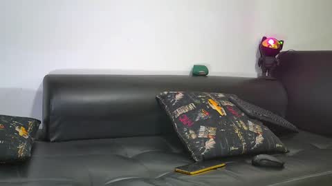 Snapshot of nixon347932 chatting on 01/18/25, 04:48 Nicolas Muscle online show from 01/18/25, 04:48