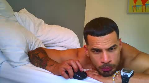 Snapshot of nixon347932 chatting on 03/02/25, 09:22 Nicolas Muscle online show from 03/02/25, 09:22