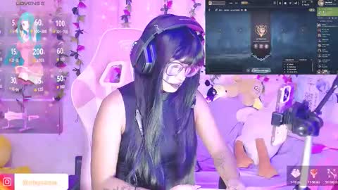 Snapshot of nixy_sama chatting on 11/21/25, 11:58 Nixy Sama online show from 11/21/25, 11:58