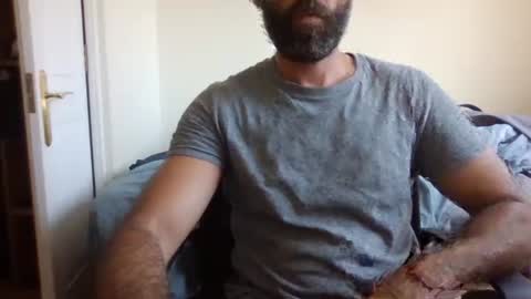 Snapshot of nizer2872870 chatting on 02/07/25, 05:51 nizer2872870 online show from 02/07/25, 05:51