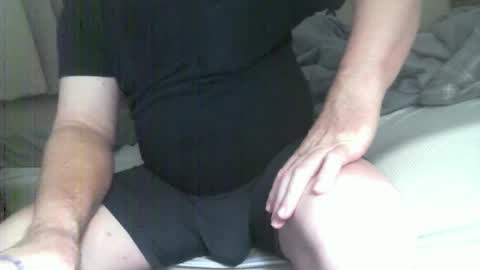 Snapshot of njabbfan chatting on 11/27/25, 02:57 njabbfan online show from 11/27/25, 02:57