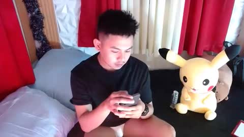 njay_16 online show from 04/23/26, 10:58