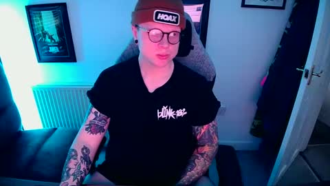 Snapshot of nlrb93 chatting on 12/08/24, 02:30 BNate93 online show from 12/08/24, 02:30