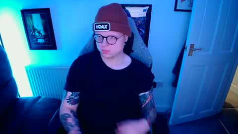 Snapshot of nlrb93 chatting on 01/21/25, 06:55 BNate93 online show from 01/21/25, 06:55