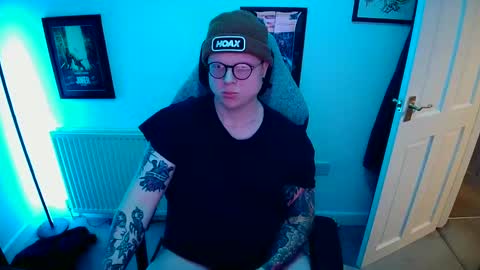 Snapshot of nlrb93 chatting on 02/10/25, 06:56 BNate93 online show from 02/10/25, 06:56