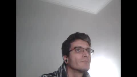 Snapshot of nmcandeias chatting on 12/28/24, 12:36 Nuno online show from 12/28/24, 12:36