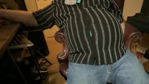 Snapshot of nmedge2cum chatting on 10/30/25, 01:51 nmedge2cum online show from 10/30/25, 01:51