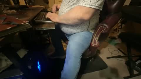 Snapshot of nmedge2cum chatting on 12/22/25, 03:58 nmedge2cum online show from 12/22/25, 03:58