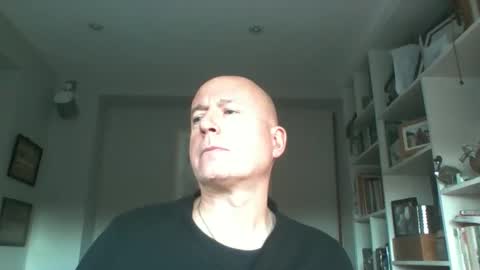 nmmm124347 online show from 11/25/25, 03:01