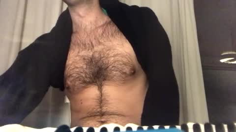 Snapshot of nnatural94 chatting on 01/01/25, 09:20 nnatural94 online show from 01/01/25, 09:20