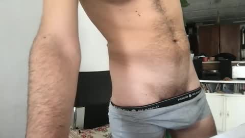 Snapshot of nnatural94 chatting on 09/29/25, 09:14 nnatural94 online show from 09/29/25, 09:14