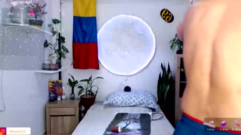 Snapshot of no_face_69 chatting on 02/20/26, 06:52 x online show from 02/20/26, 06:52