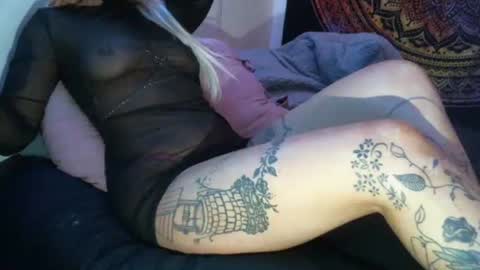 Leah online show from 12/16/24, 10:08