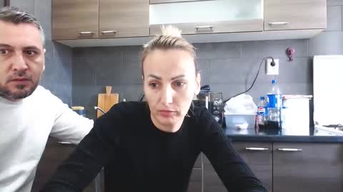 no_limit_coupl3 online show from 10/01/25, 10:43