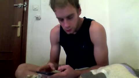 Snapshot of noa23x chatting on 10/07/25, 10:12 noa23x online show from 10/07/25, 10:12