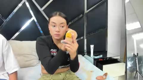 NoaandArez online show from 02/14/26, 03:03