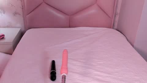   ambarsulliva  online show from 02/08/25, 03:00