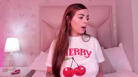   ambarsulliva  online show from 02/10/25, 11:46