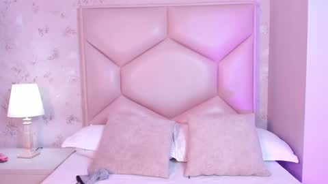   ambarsulliva  online show from 10/04/25, 11:41