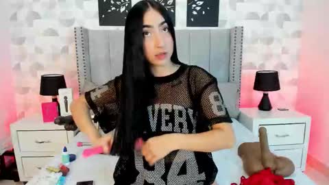 NATHALIA MORENO online show from 02/26/26, 12:26