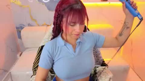 Snapshot of noa_tp chatting on 01/07/26, 12:51 Noa online show from 01/07/26, 12:51