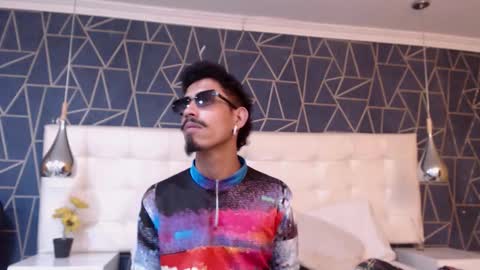 Snapshot of noaahtylor chatting on 02/17/26, 08:15 Noah online show from 02/17/26, 08:15