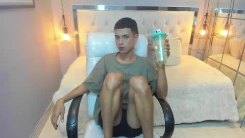 Snapshot of noah295155 chatting on 03/01/26, 05:48 Alex online show from 03/01/26, 05:48