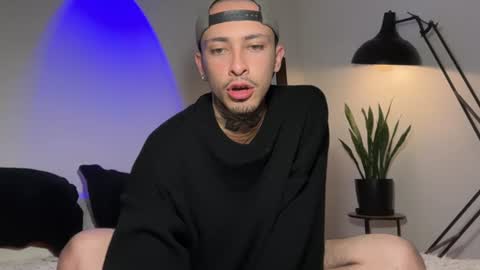 noah_and_steven online show from 08/06/26, 01:57