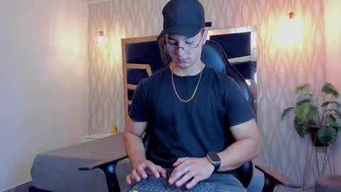 Noah online show from 03/18/26, 05:27