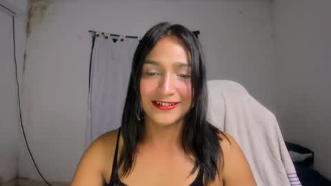 Snapshot of noah_cute18 chatting on 09/20/25, 10:22 Noah online show from 09/20/25, 10:22