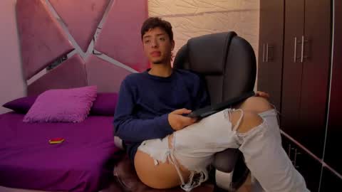 Noah De Luca online show from 03/16/26, 07:40