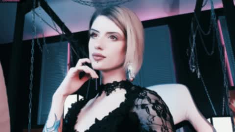 Snapshot of noah_elmer chatting on 12/18/24, 06:14 REAL name LiaDM are always open online show from 12/18/24, 06:14