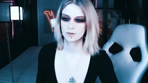 Snapshot of noah_elmer chatting on 03/03/25, 07:28 REAL name LiaDM are always open online show from 03/03/25, 07:28