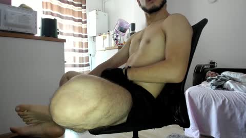 Snapshot of noah_happy07 chatting on 01/16/25, 07:38 Noah online show from 01/16/25, 07:38