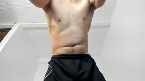 Snapshot of noah_happy07 chatting on 09/19/25, 04:14 Noah online show from 09/19/25, 04:14