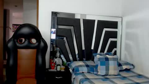 Noah Harris01 online show from 02/17/26, 12:01