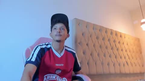 noah_jacksxn online show from 06/03/26, 07:55