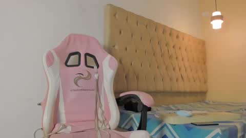 noah_jacksxn online show from 06/04/26, 04:51