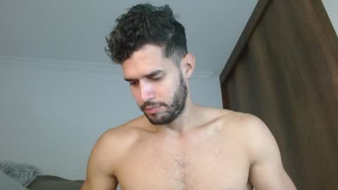 Snapshot of noah_jhonsonn chatting on 01/14/25, 11:31 Noah online show from 01/14/25, 11:31