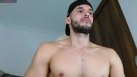 Snapshot of noah_jhonsonn chatting on 02/07/25, 02:37 Noah online show from 02/07/25, 02:37