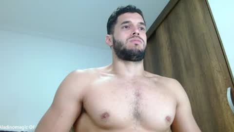 Snapshot of noah_jhonsonn chatting on 11/07/25, 11:21 Noah online show from 11/07/25, 11:21