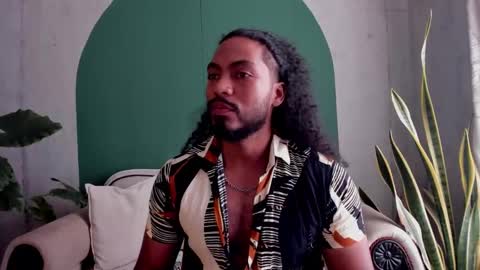 Noah online show from 11/19/25, 04:51