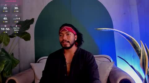 Snapshot of noah_jones__ chatting on 01/17/26, 04:54 Noah online show from 01/17/26, 04:54