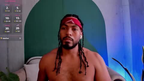 Snapshot of noah_jones__ chatting on 02/09/26, 05:28 Noah online show from 02/09/26, 05:28