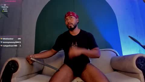 Snapshot of noah_jones__ chatting on 02/15/26, 02:14 Noah online show from 02/15/26, 02:14