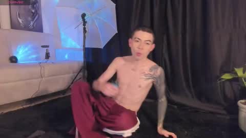 Noah online show from 11/28/25, 06:38