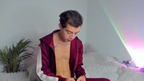 Noah online show from 01/12/26, 04:18