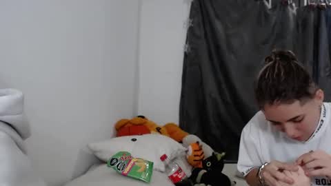 noah hehim    online show from 01/12/25, 02:35