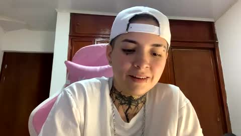 noah hehim    online show from 01/24/25, 02:07