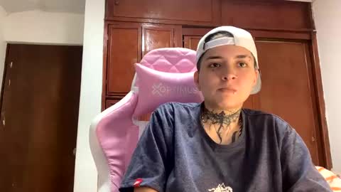 noah hehim    online show from 01/28/25, 05:11